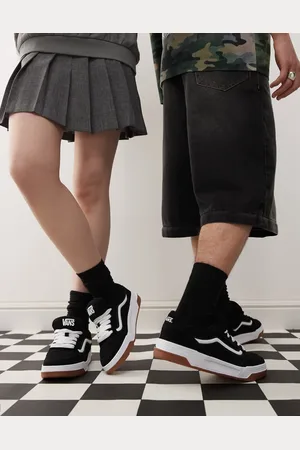 Vans Hylane - Suède sneakers met dikke zool met rubberen detail in en wit