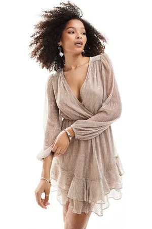 Forever New Plissé mini jurk in metallic champagne