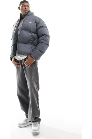 Nike Club - Gewatteerd puffer jack in donkergrijs