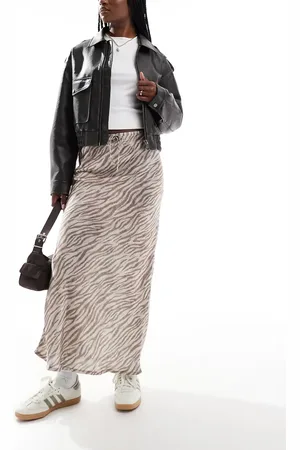 Stradivarius Midirok van satijn met zebraprint in neutrale kleuren