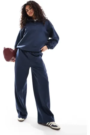 ASOS Oversized joggingbroek met wijde ronde pijpen in marineblauw, deel van co-ord set