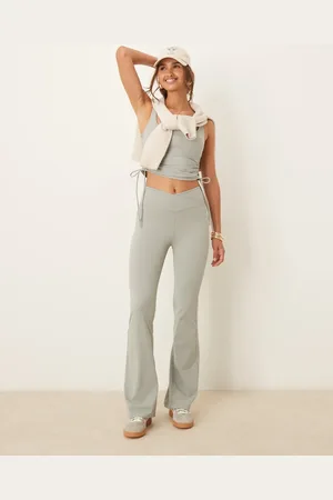 Tala DayFlex - Flare legging met overslag in saliegroen