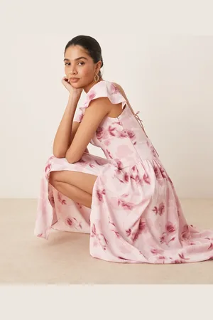 Abercrombie & Fitch Maxi avondjurk met fladdermouwen en verlaagde taille in met bloemenprint