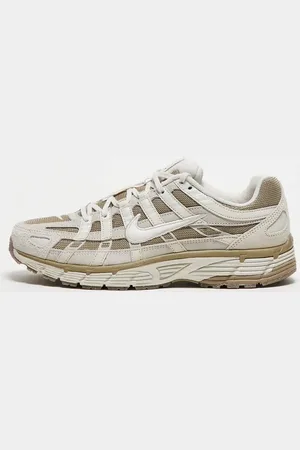 Nike P-6000 - Uniseks sneakers in bruin met crème