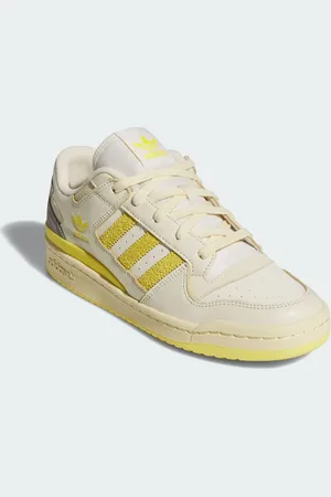 adidas Forum low cl - Schoenen in crème / geel / warm vanille
