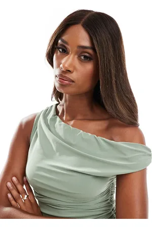 Missyempire Missy Empire - Exclusive - Top van gelaagde gladde stof met blote schouders in saliegroen