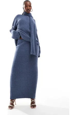 Kaiia Exclusives - Gebreide bouclé maxi kokerrok in blauw, deel van co-ord set