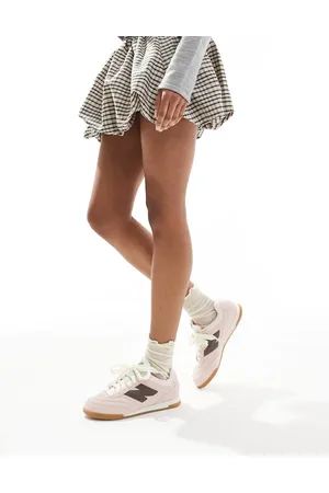 New Balance RC42 - Sneakers in met bruin met rubberen zool, exclusief bij ASOS