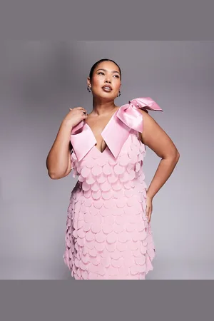 ASOS Curve - Mini jurk met strikken op de schouders en lovertjes in lichtroze