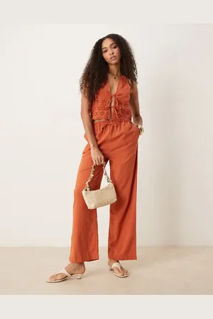 Iisla & Bird Strandbroek met ruches voor in roestkleur, deel van co-ord set