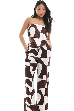 4th & Reckless Broek van satijn met wijde pijpen en geometrische print in bruin, deel van co-ord set