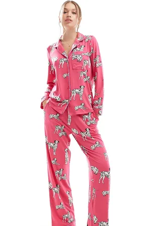 Chelsea Peers Exclusives - Pyjamaset van jersey van top met knopen en broek met dalmatier-print in felroze
