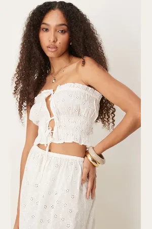 Iisla & Bird Broderie bandeau strandtop met gestrikte voorkant in , deel van co-ord set