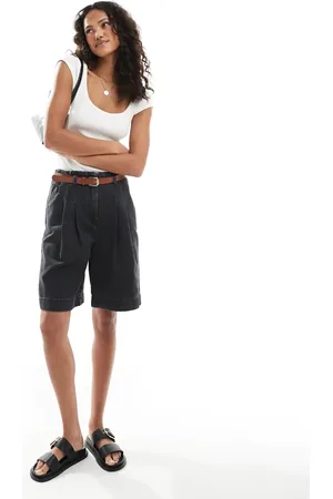 ASOS Denim bermuda shorts met riem in verwassen
