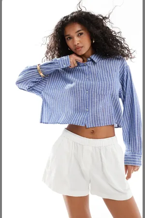ASOS Gestreept cropped overhemd van natuurlijke stof met overslag aan de achterkant