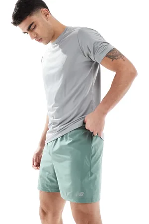 New Balance Essentials - 5" short in