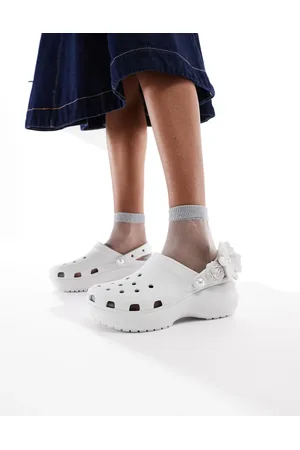 Crocs Classic - Klompen met plateauzool en bloem in maanlicht