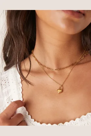 ASOS Meerlaagse ketting van waterbestendig roestvrij staal met harthangertje in goudkleur