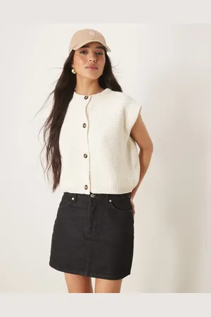 ASOS Rechte gilet met gebreide steken en knoopdetail in crème