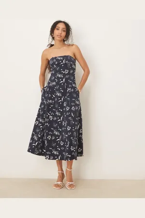 Abercrombie & Fitch Wijduitlopende strapless midi jurk in blauw met bloemenprint