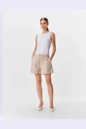  Short in beige