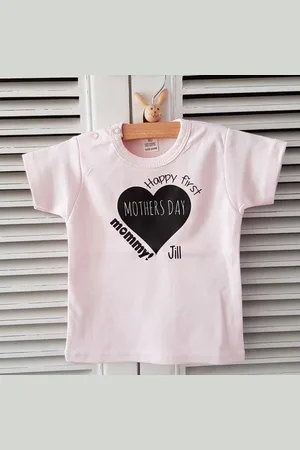 Merkloos Baby shirtje meisje tekst mama eerste moederdag cadeau van papa | Happy first mother’s Day mommy | korte mouw T-Shirt | | maat 56 | liefste leukste kleding babykleding