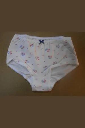 Petit Bateau Shorty - Boxershort voor meisje met bloemen - 12 jaar 150