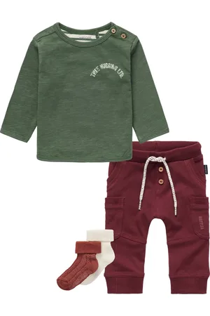 Noppies Kledingset - Jongens - 4 delig - Broek Jarkon Andorra - Shirt Juno Thyme - 2 paar sokjes