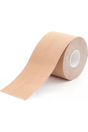 Merkloos Tape geschikt voor borsten- Inclusief 2 Nipple Covers/Tepelstickers - Borst Tape - Bra Tape - Boob Lift Tape - - 5 Meter Lang - 5 CM Breed - Plak BH