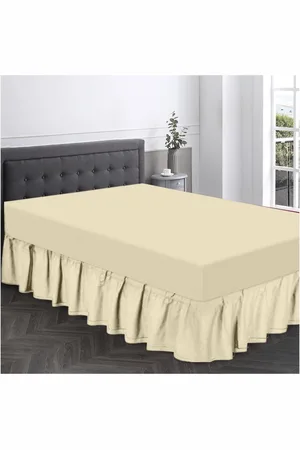 Merkloos Super zacht effen geverfd diamant Valance Sheet - King - Cr??me - Gaveno Cavailia Corner Bed Skirt