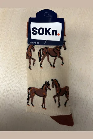 Merkloos SOKn. Trendy sokken *PAARD BRUIN* maat 40-46 (ook leuk om kado te geven !)