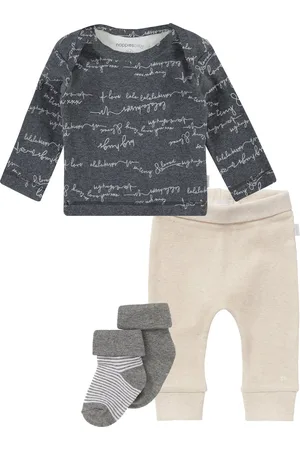 Noppies Set(4delig) Oatmeal broekje met grijs shirt met 2 paar sokjes grijs