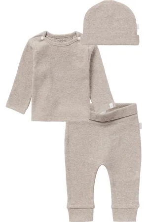 Noppies SET(3delig) Broekje NAURA en Shirt NATAL , met Mutsje Nevel