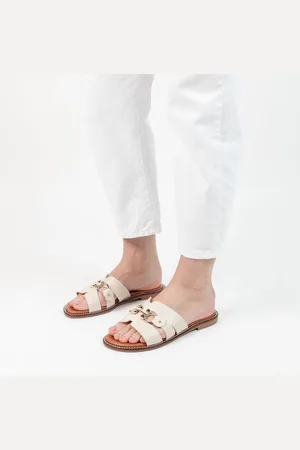 Manfield Dames - Witte leren slippers met goudkleurig bitje