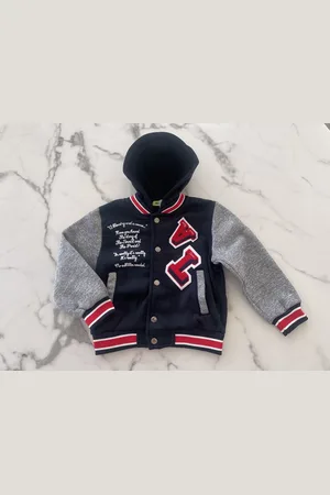 Merkloos Jongens Baseball Jacket | Jongens Baseball Vest | Jongens jack 100% Polyester " ", verkrijgbaar in de maten 104 t/m 164