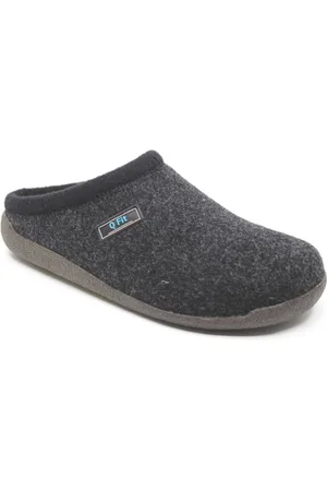 Q-Fit Bern 2, 3002.4.032, Zwarte unisex pantoffel van wol vilt met een uitneembaar voetbed