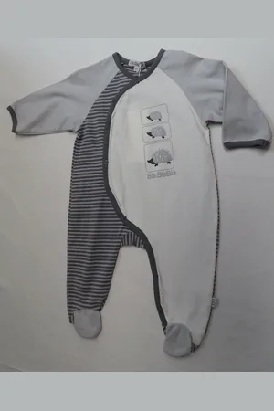 Merkloos Pyjama - 1 delig - Unie - Creme / licht grijst - Egel - 6 maand 68