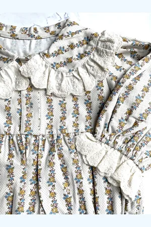 Merkloos Omer en Odille - body/romper/boxpakje met bloemen en kanten kraag in Koreaanse stijl - maat 12-18 maanden