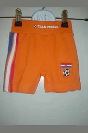 Merkloos Feetje voetbal shorts Goal! maat 80