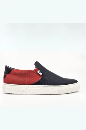 Komrads Vegan sneakers - OCNS Slip_On Crayon - schoen uit gerecycleerd en duurzaam materiaal - Navy - maat 38