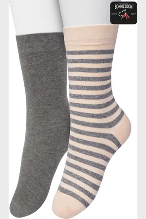 Bonnie Doon Sokken Set Gestreept en Effen voor Kinderen Roze/Grijs maat 23/26 - Set met 2 paar Sokken - Unisex - Jongens - Meisjes - Kids - Strepen - Katoen - Gladde Naden - 2-pack - Multipack - Lichtroze - Grijs - - OL0431012.116