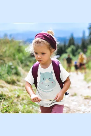 B and C Kinder T-shirt Nelly Neushoorn, maat 3-4 jaar