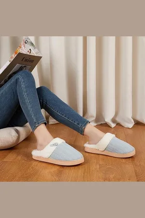 Merkloos Warm winter slippers -perfect gift for family and friends - women