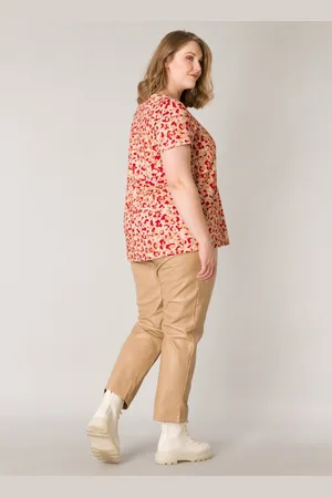 Yest Hinte Tops - - maat 3(52)