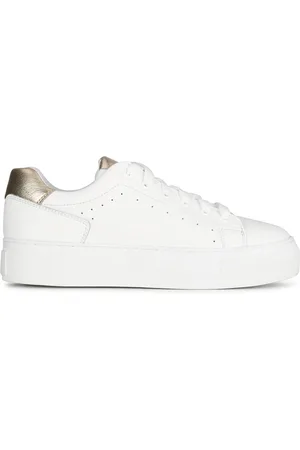 PS Poelman TITULAR Dames Sneakers - Wit met goud combinatie