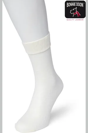 Bonnie Doon Dames Sokken met Kant maat 36/42 Wit - Panty Sokjes - Doorschijnende Sokken - Feestelijk - Semi Transparant - Kanten Sokken - Bloem Patroon - Uitstekende Pasvorm - Flower Sock - - BP201101.348