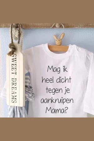 Merkloos Baby Rompertje met tekst unisex Mag ik heel dicht tegen je aankruipen mama? | Lange mouw | | maat 62/68