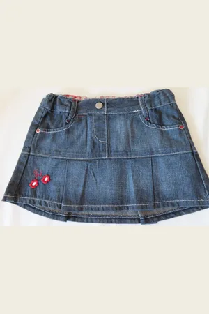 Merkloos Rok - Jeans - Afgewerkt met rood - 4 jaar 48 maand