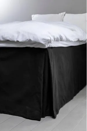 Merkloos Gekleurde bedhoes - 60 cm - Biologische kwaliteit - Luxe slaapkamerdecoratie Corner Bed Skirt