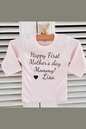 Merkloos Baby shirtje meisje tekst mama eerste moederdag cadeau van papa | Happy first mother’s Day mommy met naam | lange mouw T-Shirt | | maat 56 | liefste leukste kleding babykleding